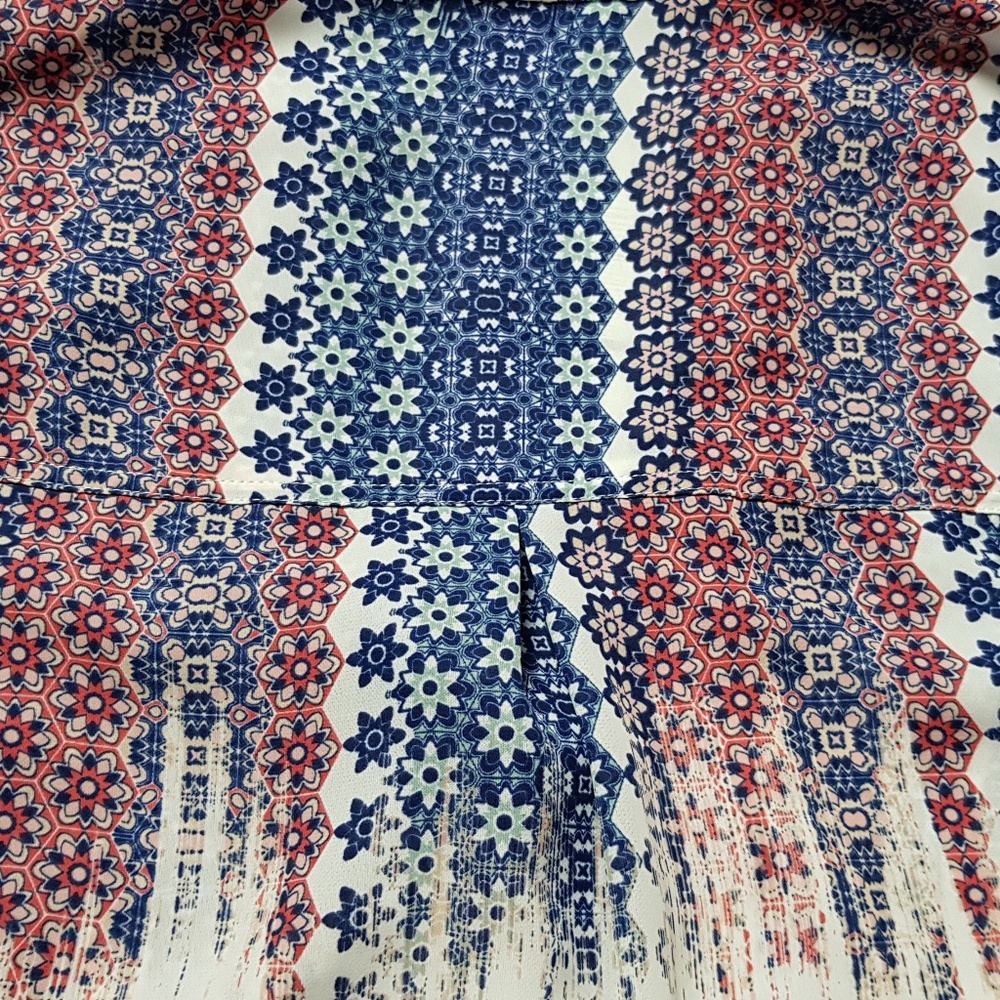 Candie's Blouse Shirt - Picture 3 of 8